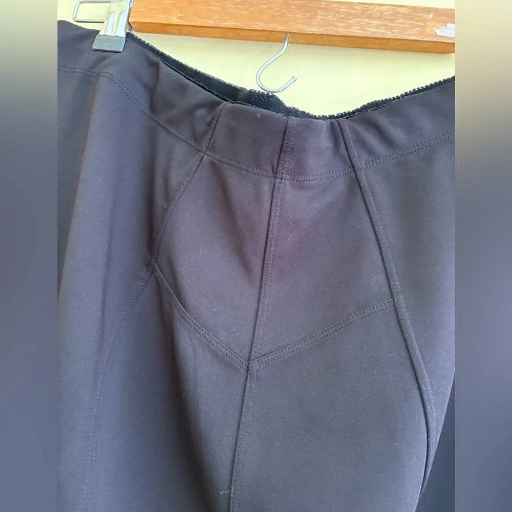 Daisy Fuentes Black Skirt XL Pre-Loved